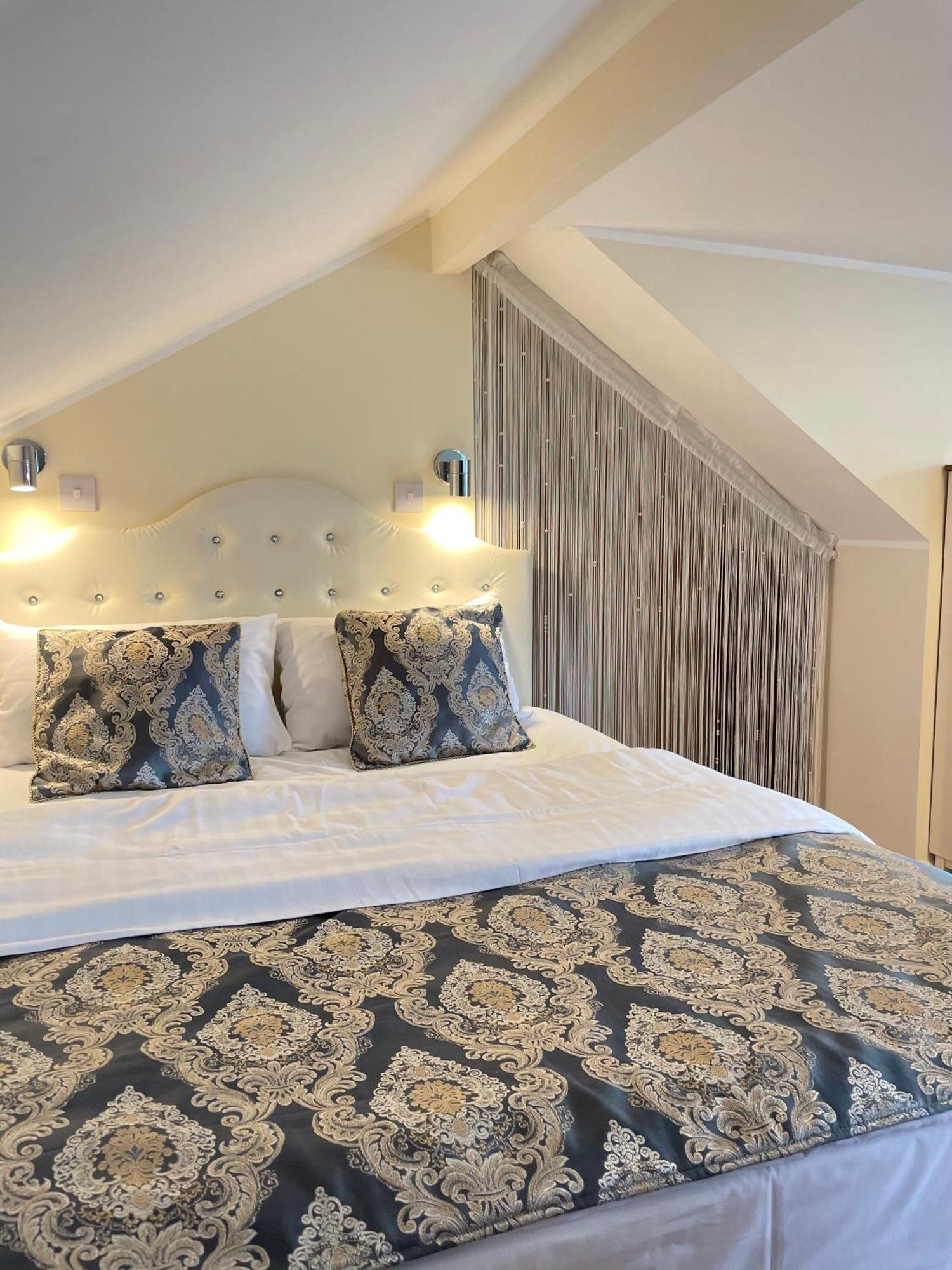 The White Lodge Hotel Hereford Esterno foto
